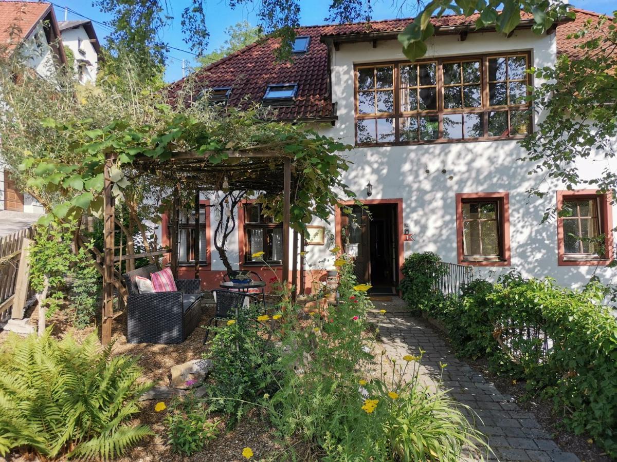 Gaestehaus Kleine Muehle 多瑙河畔克雷姆斯 外观 照片